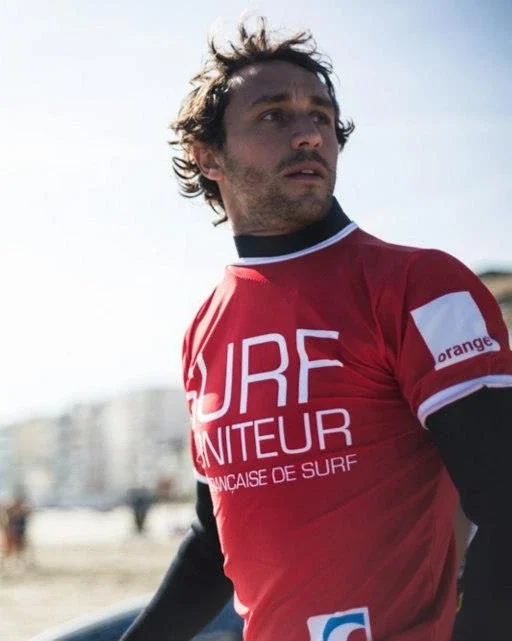 Clarence Létourneau, moniteur de surf